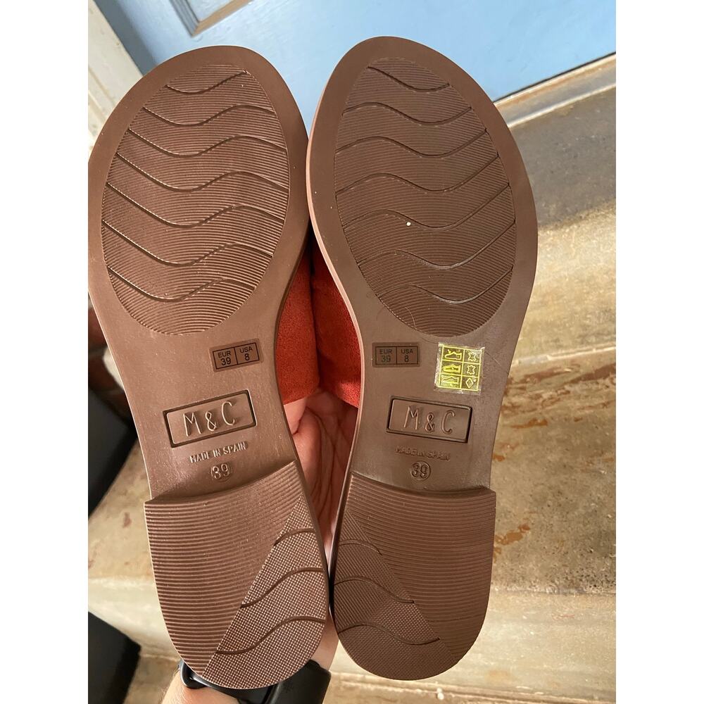 Musse & Cloud “Kennice” rust suede slide sandal with ruched styling - Picture 8 of 9
